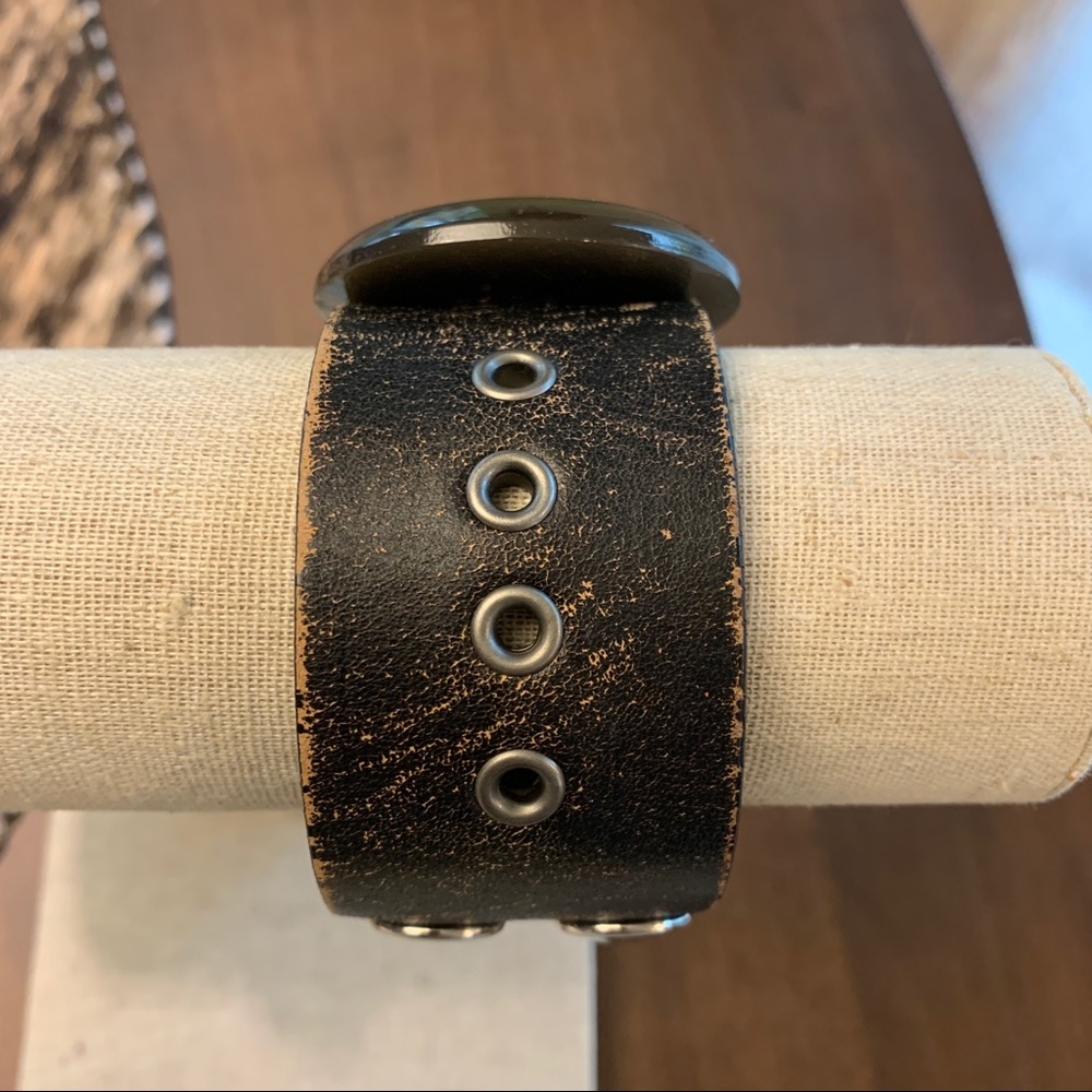 Vintage Upcycled leather cuff bracelet- adjustable - Picture 6 of 8
